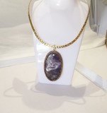 collier brodé à l'aiguille - collier AMYS